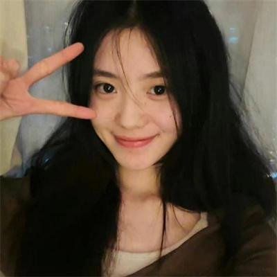 那女孩是谁 海报